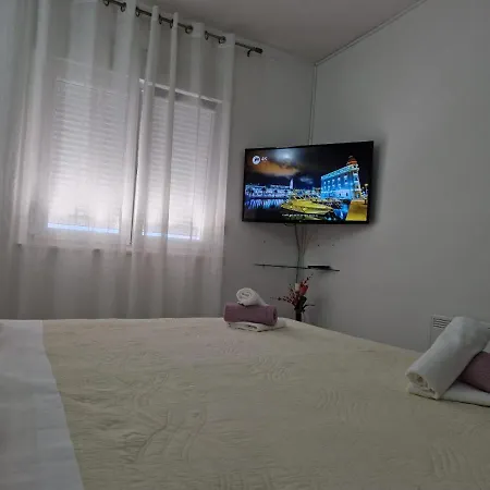 Apartment Pfeifer's Apartman Split