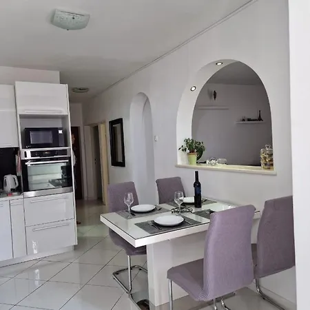 Apartment Pfeifer's Apartman Split